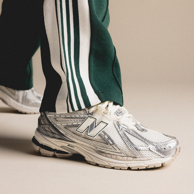 New Balance 1906R Silver Metallic Sea Salt