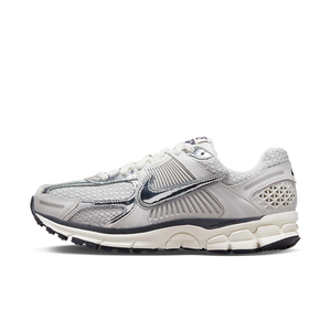 Nike Zoom Vomero 5 Photon Dust Metallic Silver