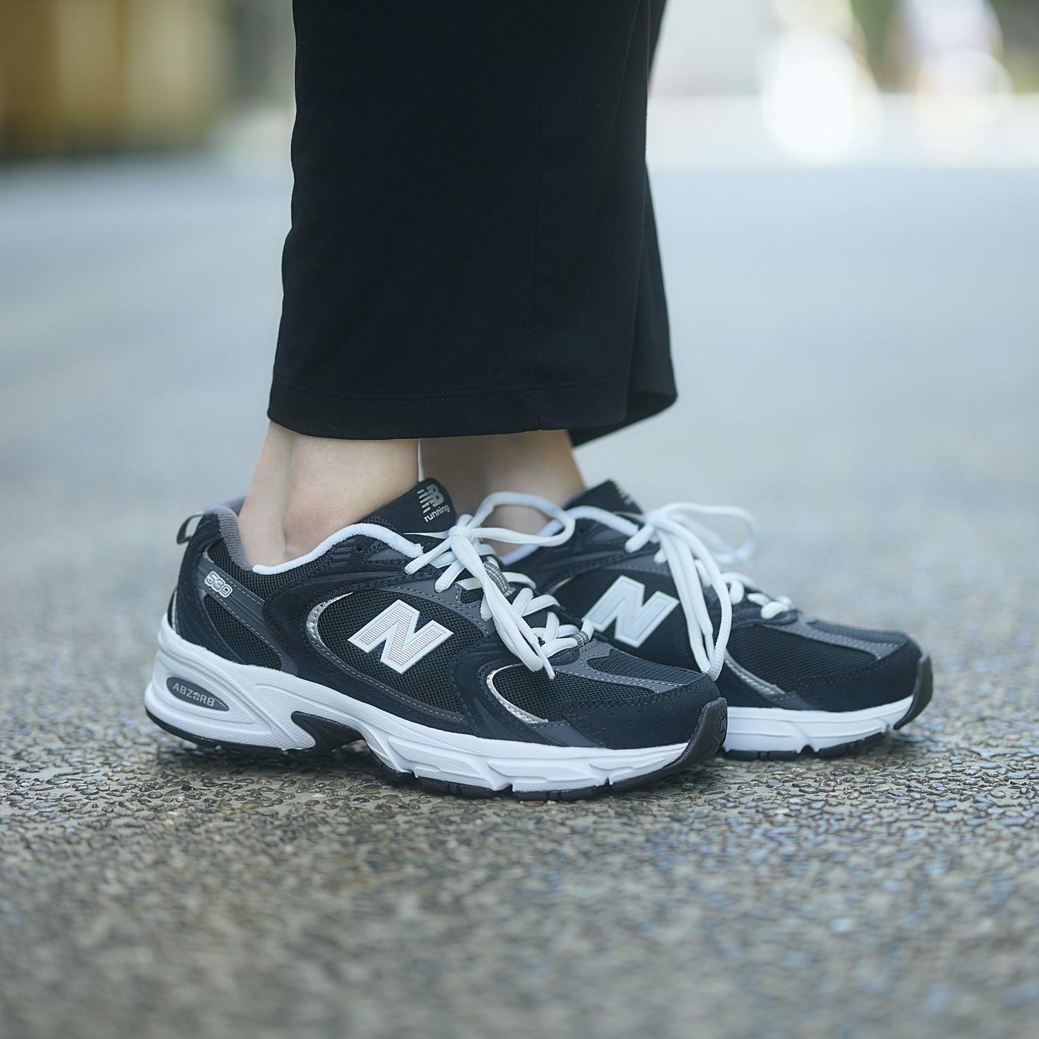 New Balance 530 Classic Black Grey