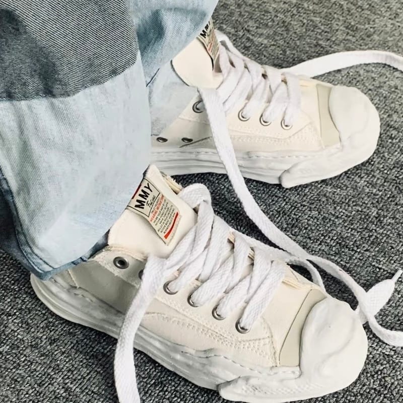 Maison Mihara Yasuhiro Hank OG Sole Canvas Low White