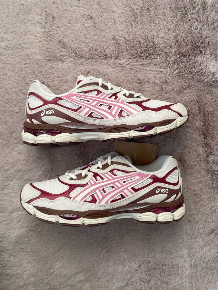ASICS Gel-NYC Cream Sweet Pink