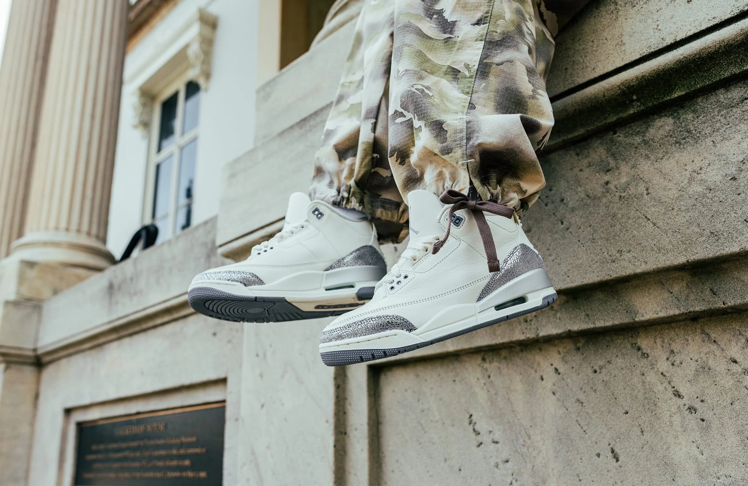 Air Jordan 3 Retro Sail Cement Grey