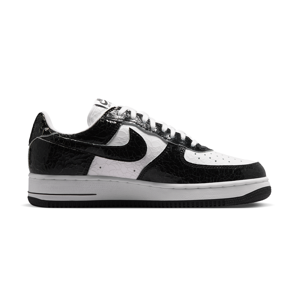 Nike Air Force 1 Low '01 Cracked Leather Black White