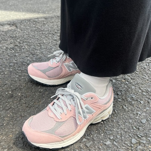 New Balance 2002R Orb Pink