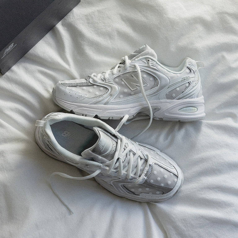 New Balance 530 Silver Metallic Polka Dots