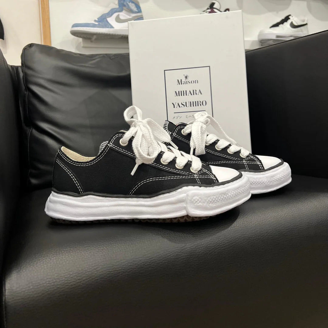 Maison Mihara Yasuhiro Peterson OG Sole Canvas Low Black