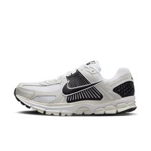Nike Zoom Vomero 5 White Black