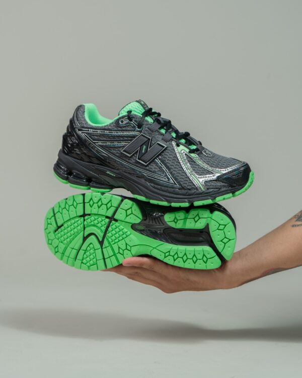 New Balance 1906R Dark Silver Metallic Lab Green