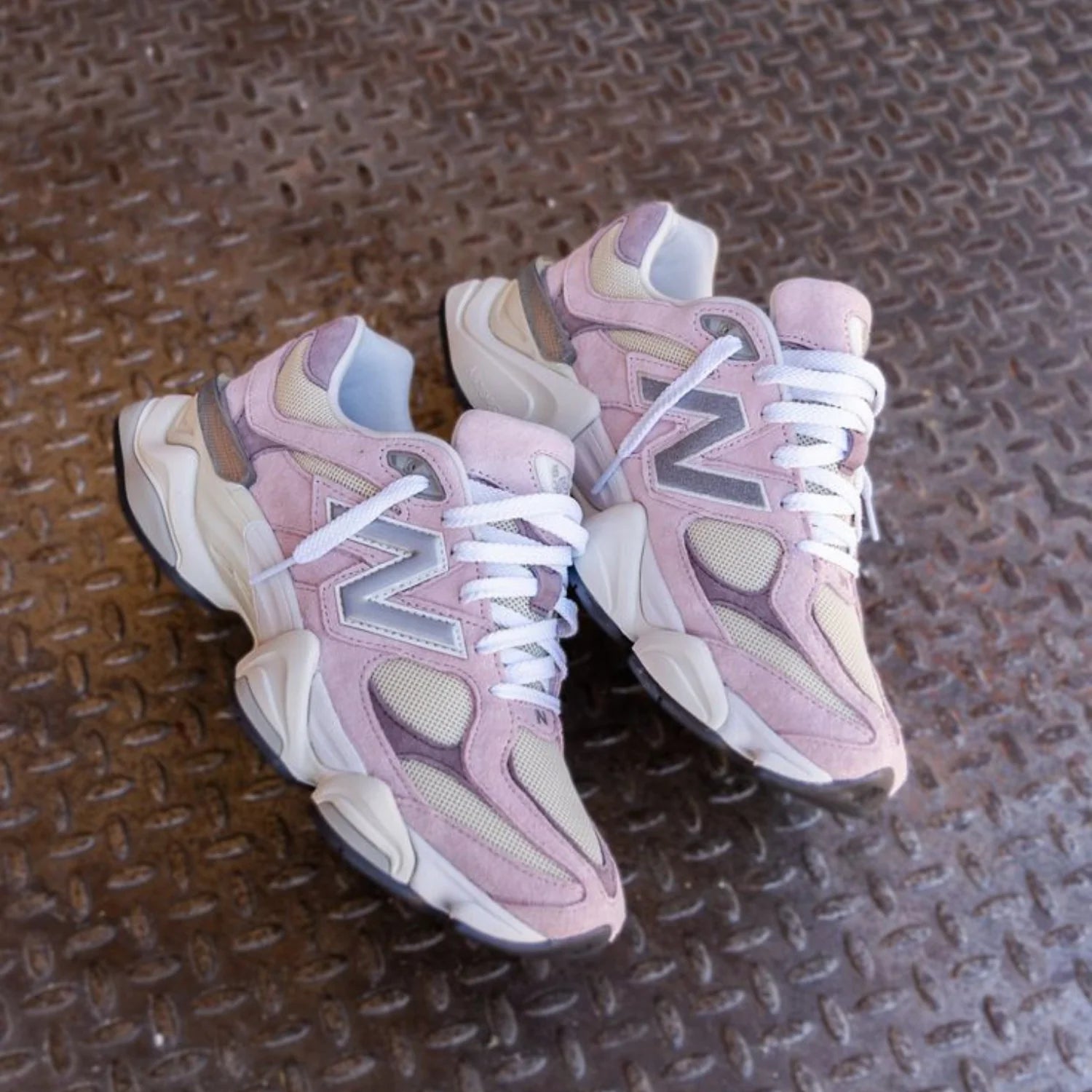 New Balance 9060 Rose Sugar Angora