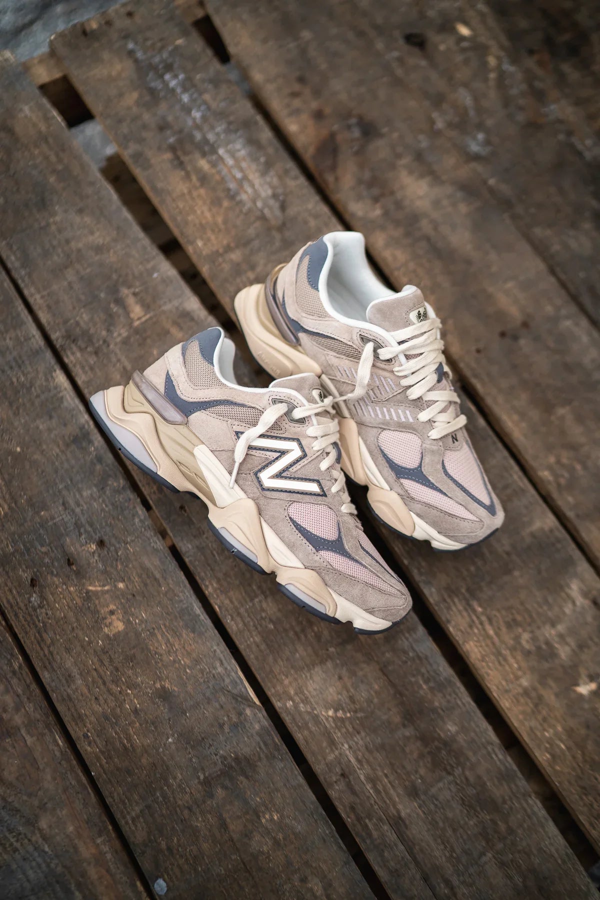 New Balance 9060 Driftwood Castlerock