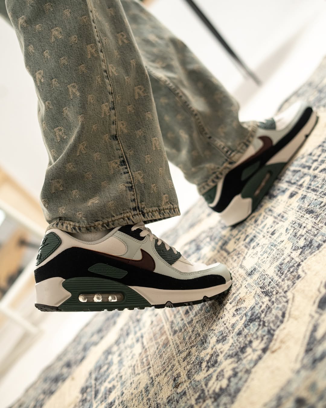 Nike Air Max 90 Burgundy Crush Vintage Green