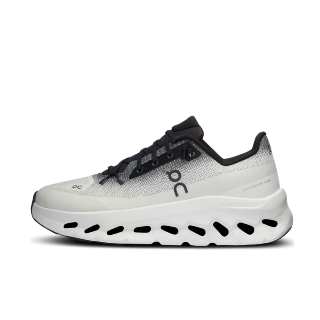 ON Running Cloudtilt Black Ivory (W)
