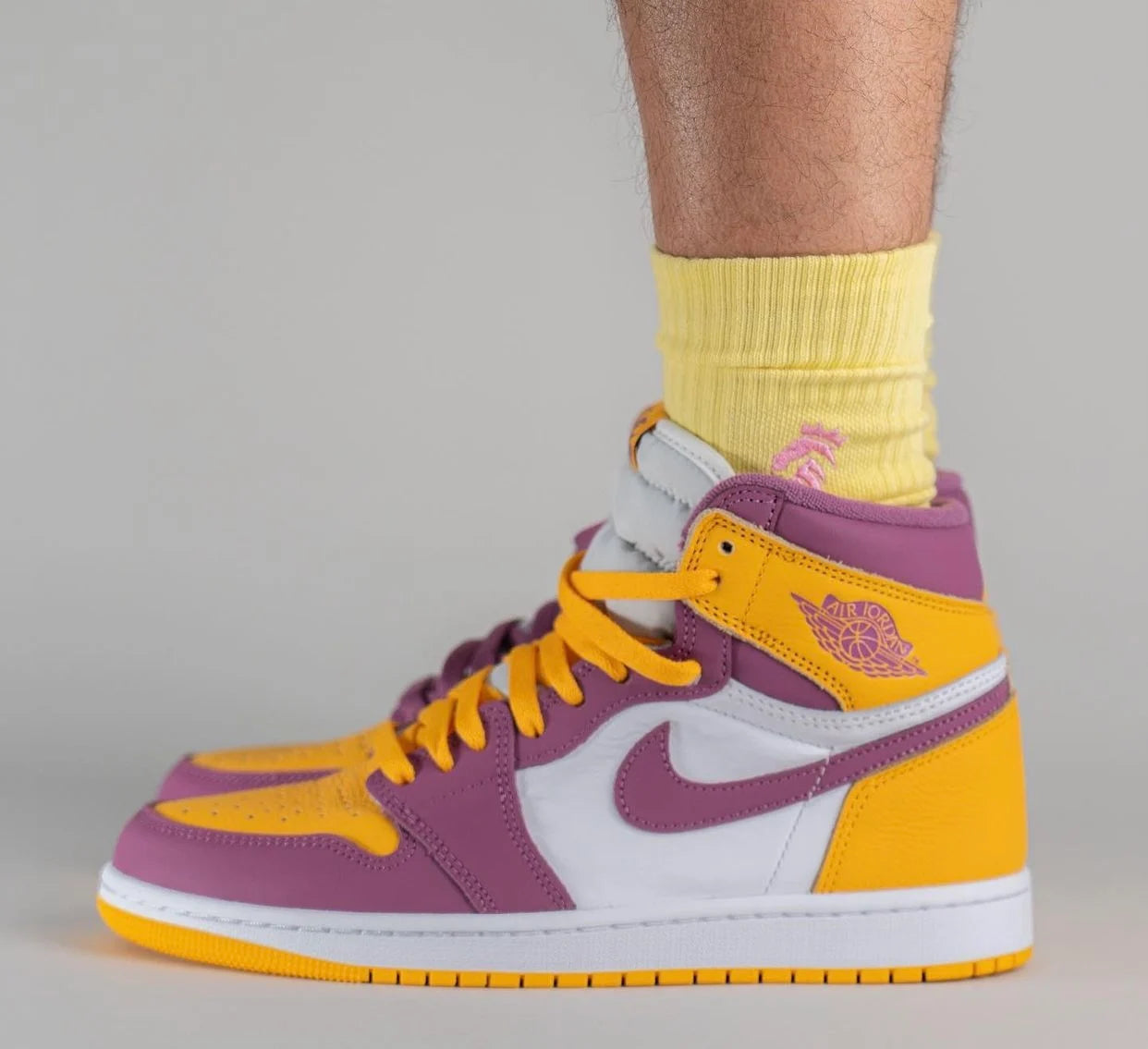 Air Jordan 1 Retro High OG Brotherhood