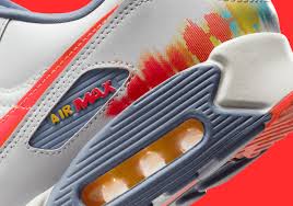 Nike Air Max 90 Premium Summit White Ashen Slate Pure Platinum Bright Crimson