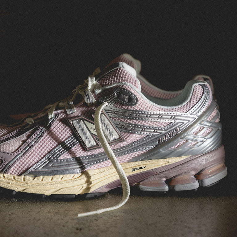 New Balance 1906R Rose Sugar Silver
