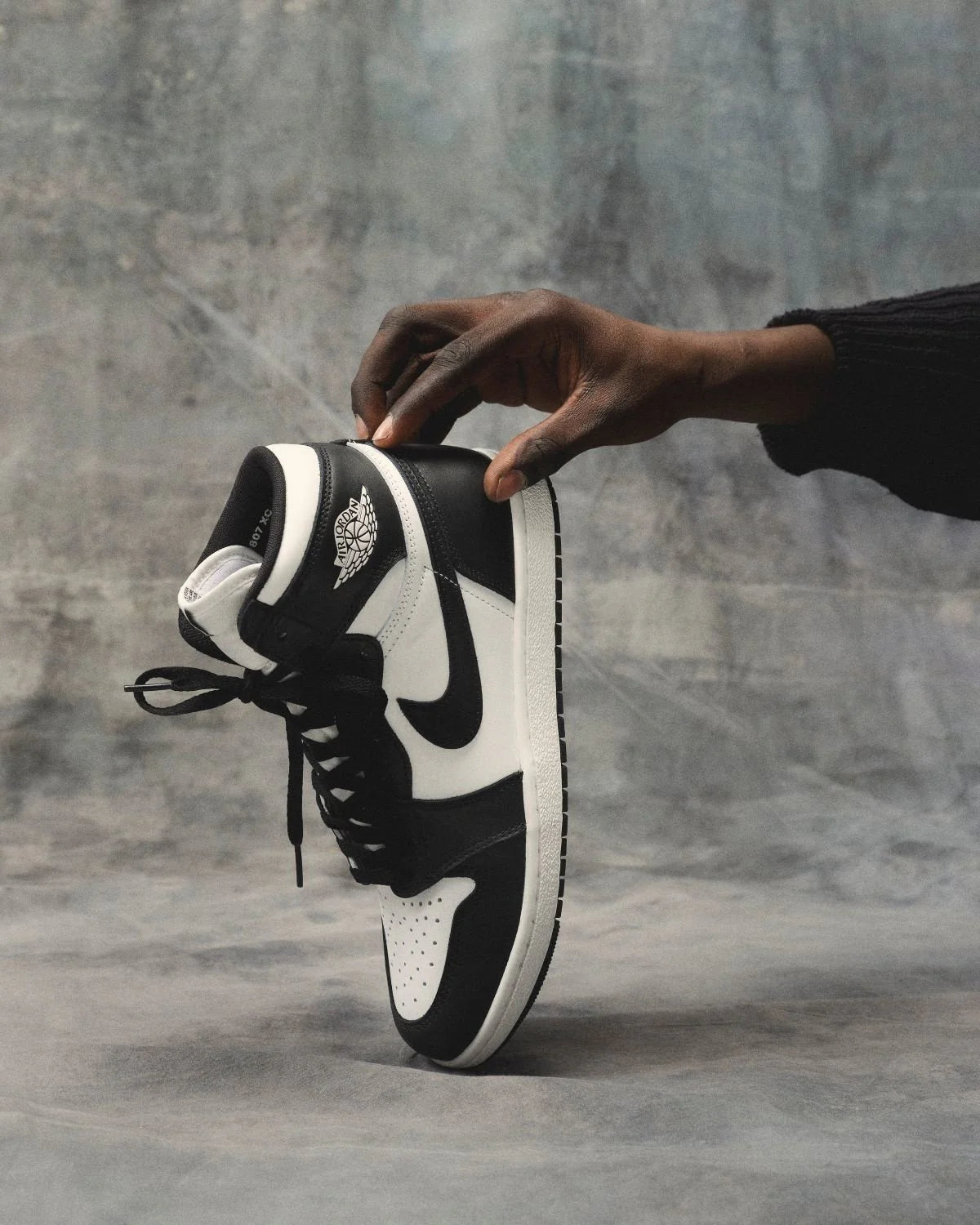 Air Jordan 1 Retro High '85 Black White (2023)