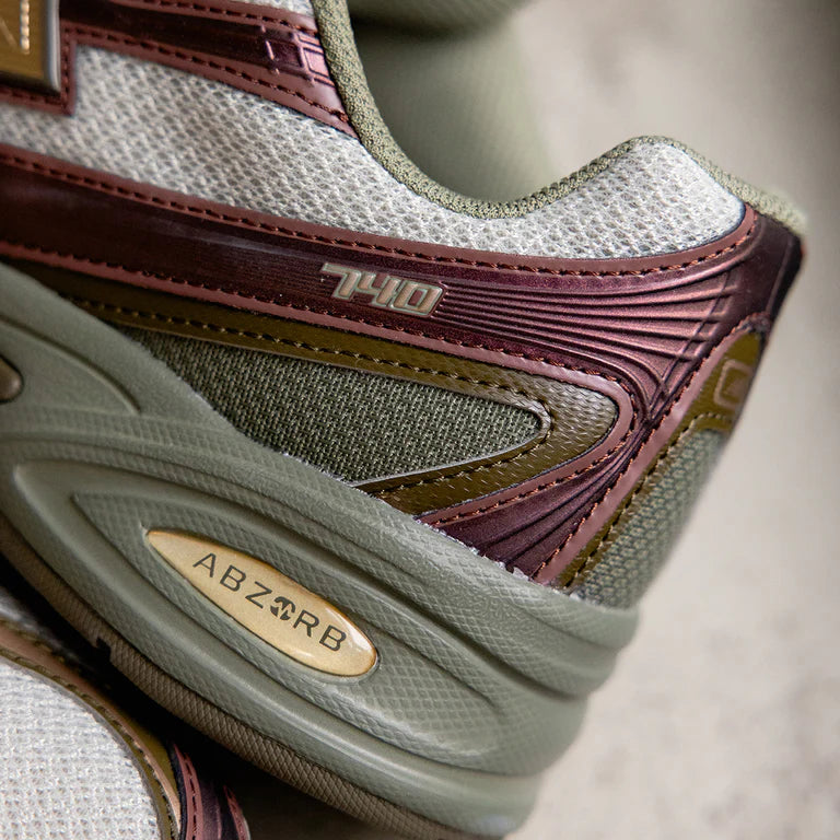 New Balance 740v2 Woodland Rich Oak