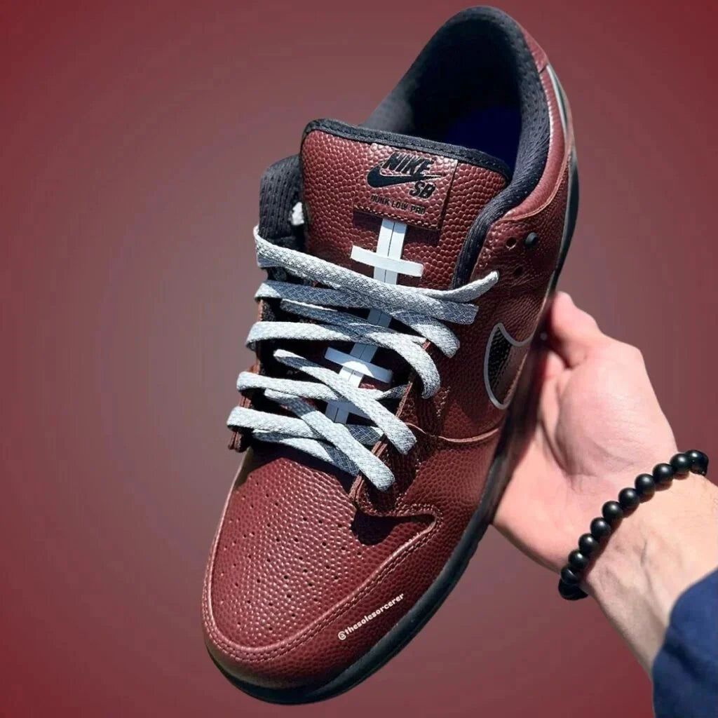 Nike SB Dunk Low Limosine Skateboards