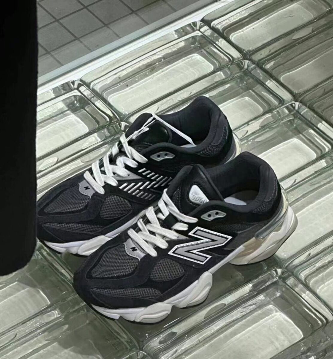 New Balance 9060 Charcoal