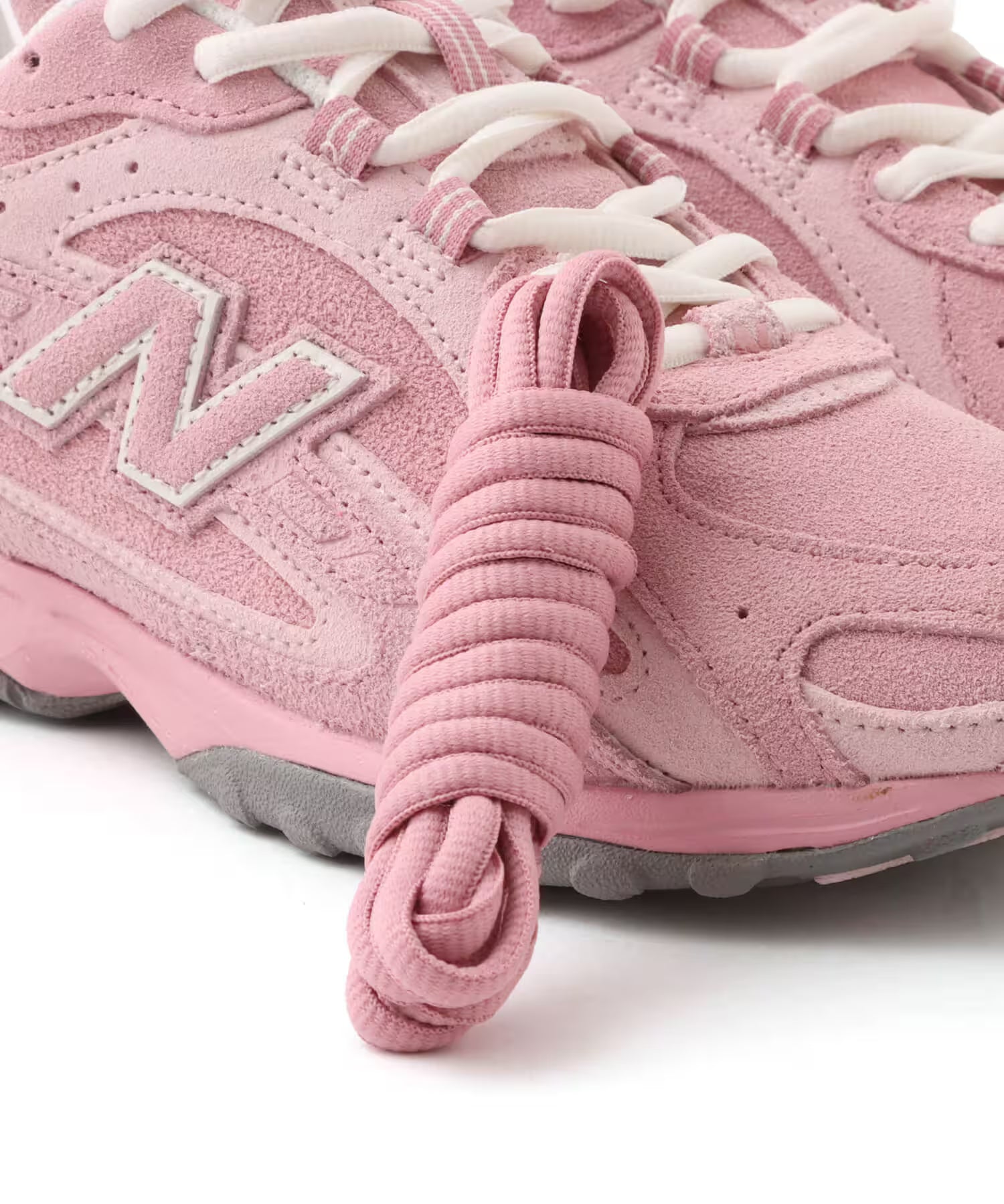 New Balance 204L Pastel Pink