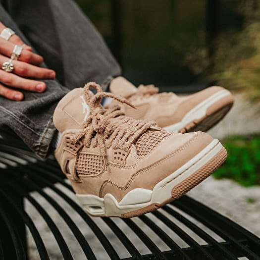 Air Jordan 4 Retro Cozy Girl (W)