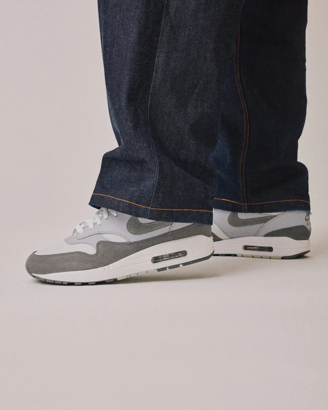 Nike Air Max 1 '87 Photon Dust Wolf Grey