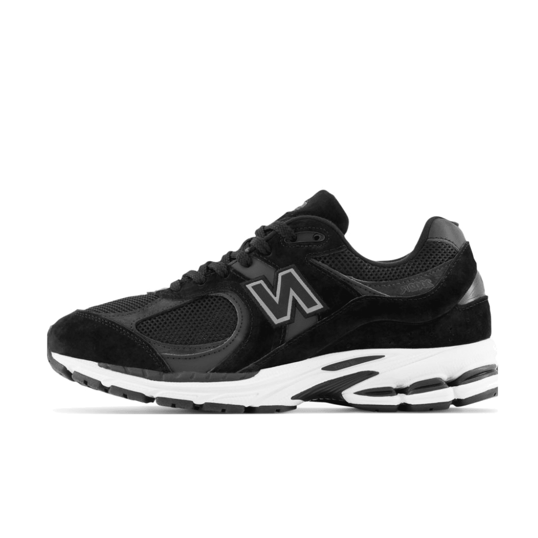 New Balance 2002R Black Gunmetal