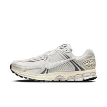 Nike Zoom Vomero 5 Platinum Tint