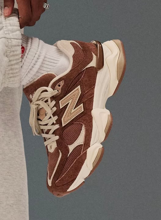 New Balance 9060 Rich Oak
