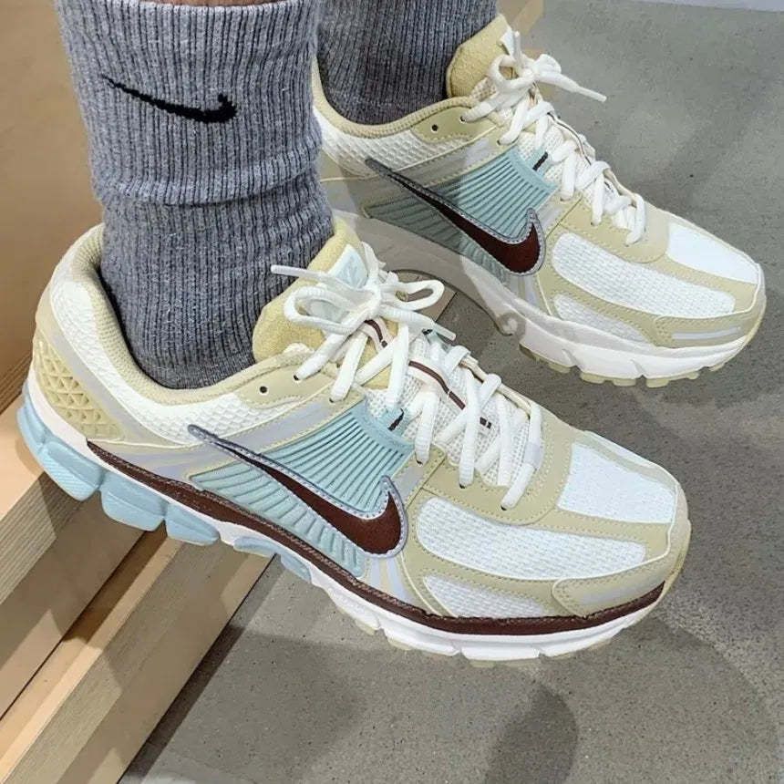 Nike Zoom Vomero 5 Team Gold Seafoam