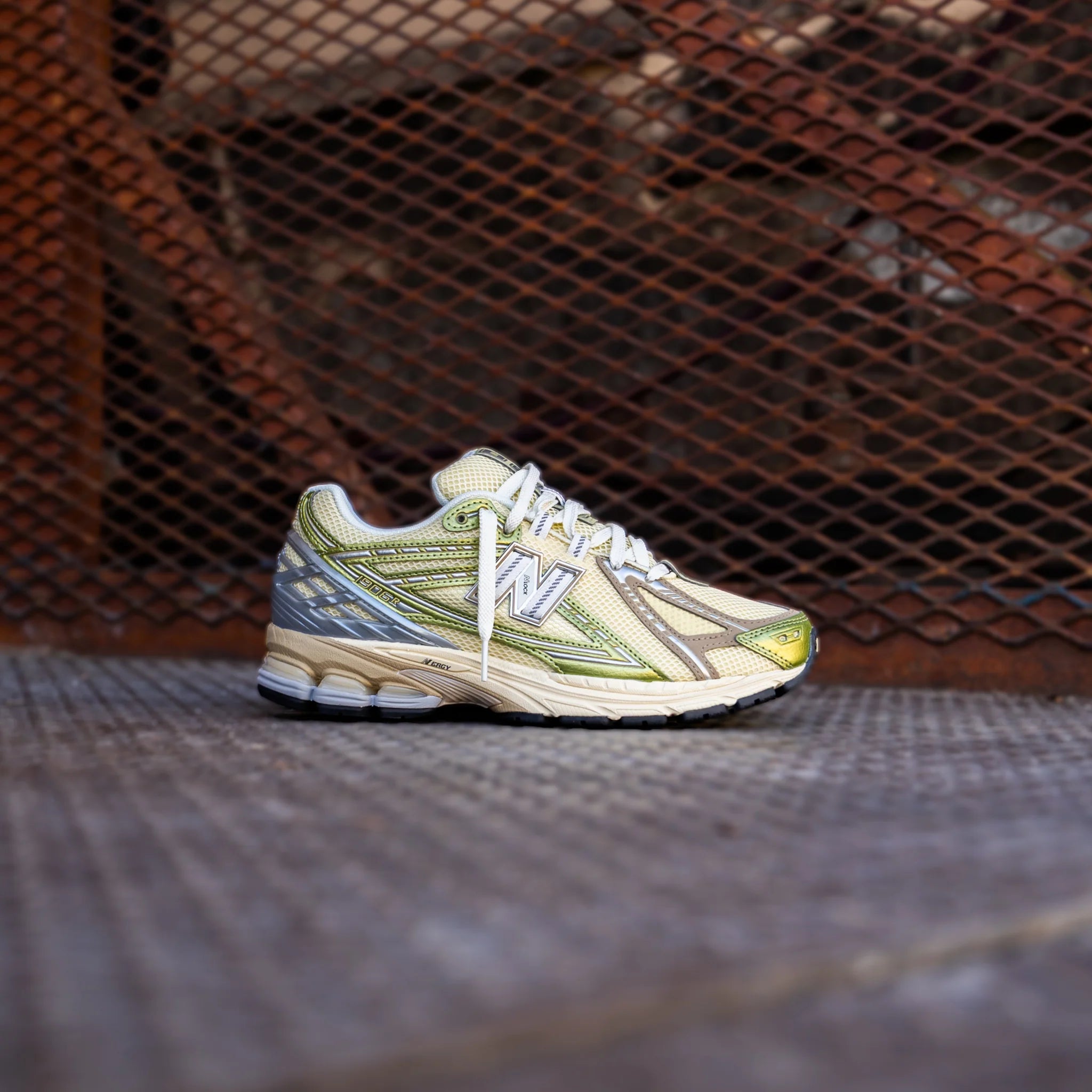New Balance 1906R Yellow Parchment