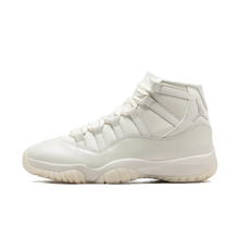 Air Jordan 11 Retro Pearl (W)