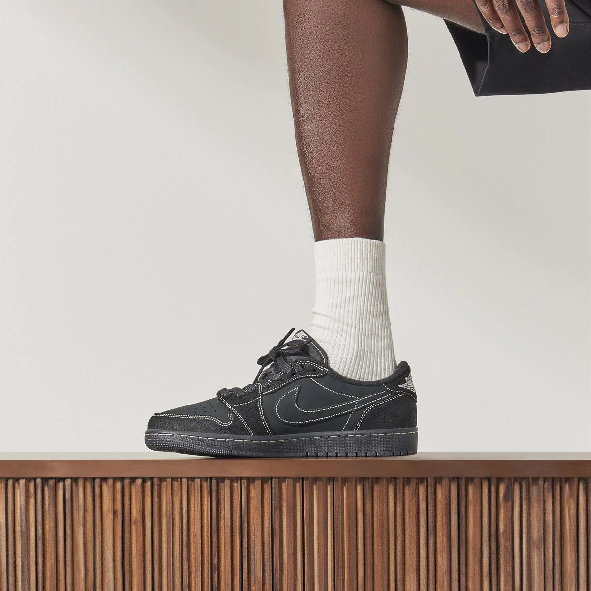 Air Jordan 1 Retro Low OG SP Travis Scott Black Phantom