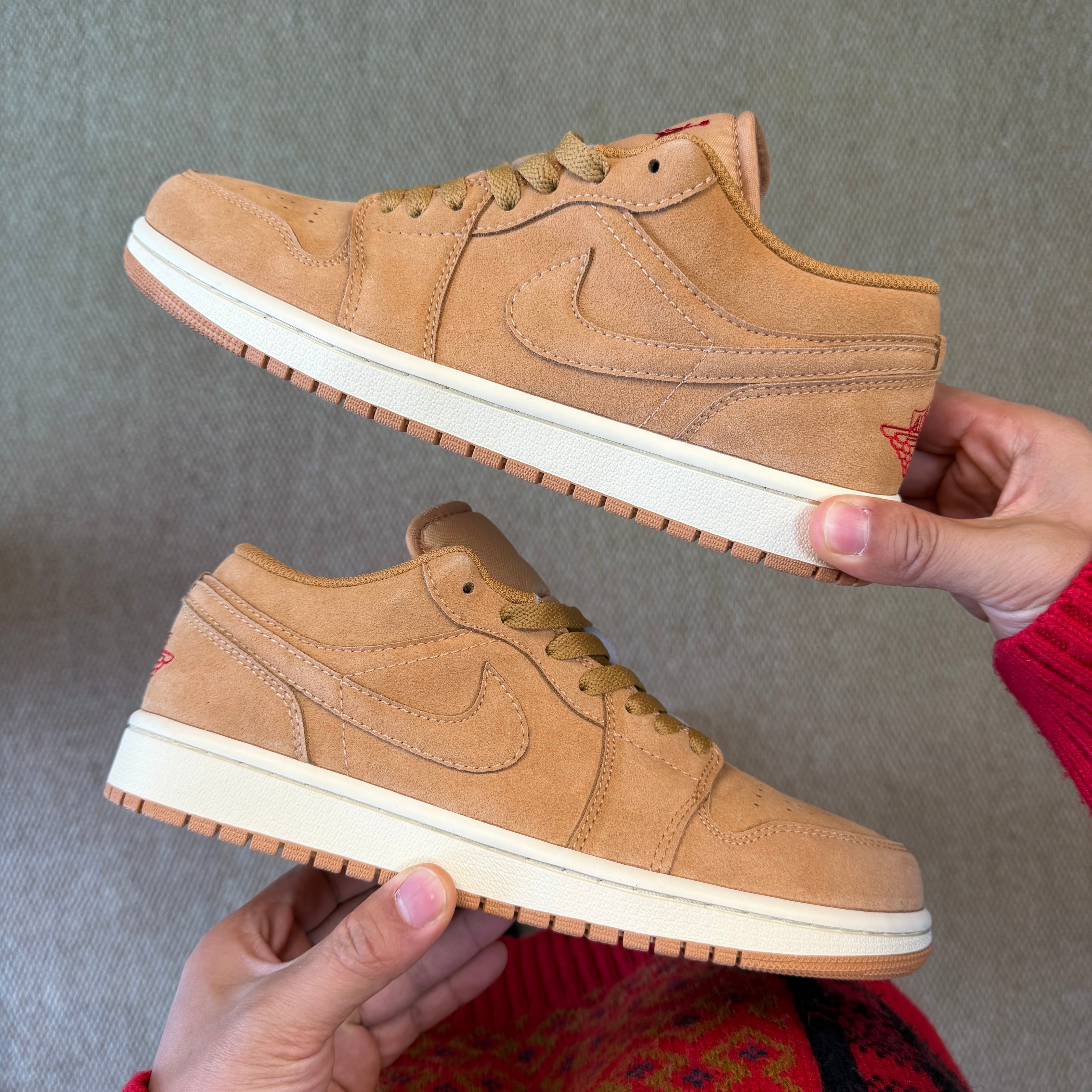 Air Jordan 1 Low SE Flax