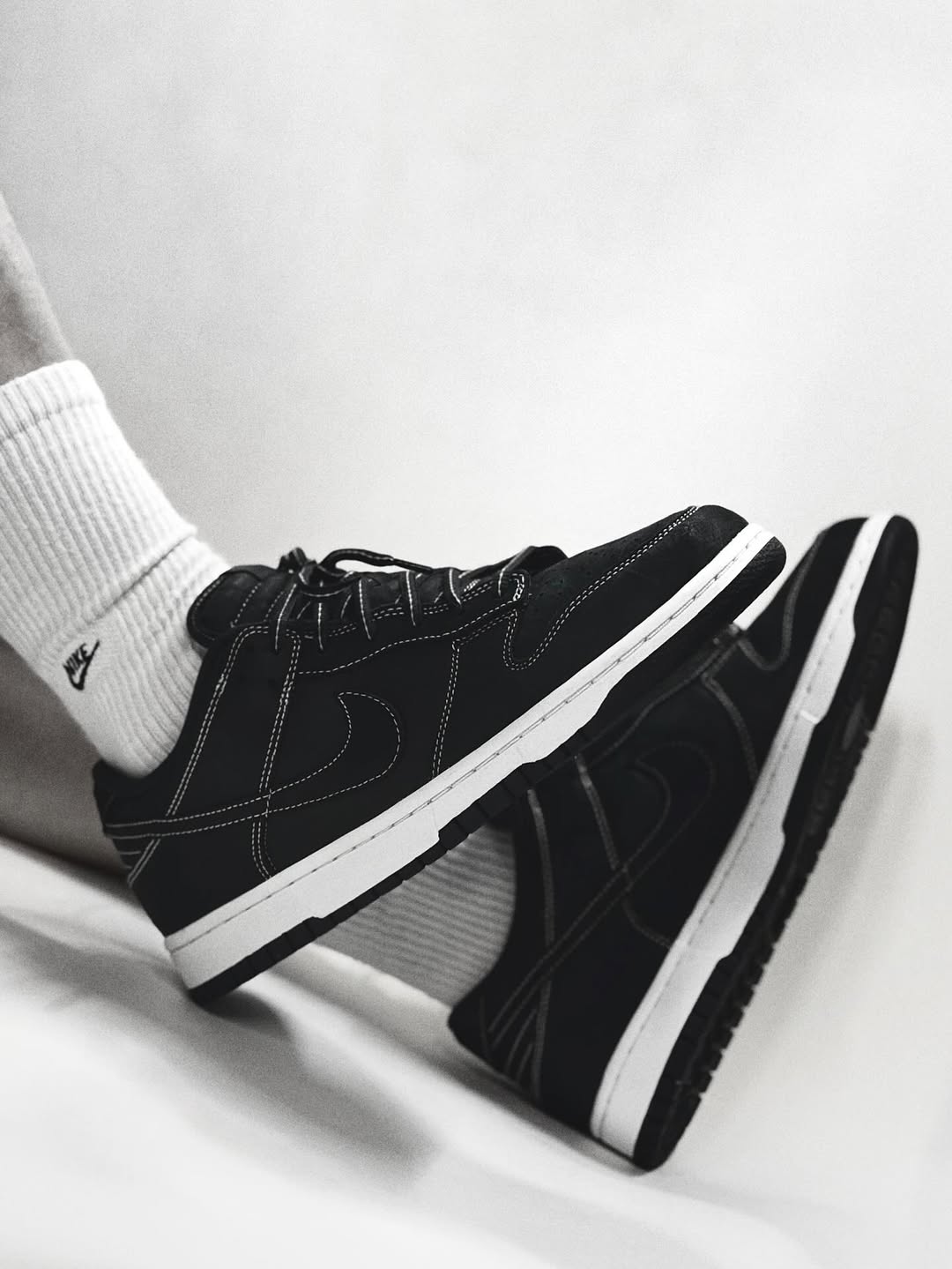 Nike Dunk Low Off Noir Summit White