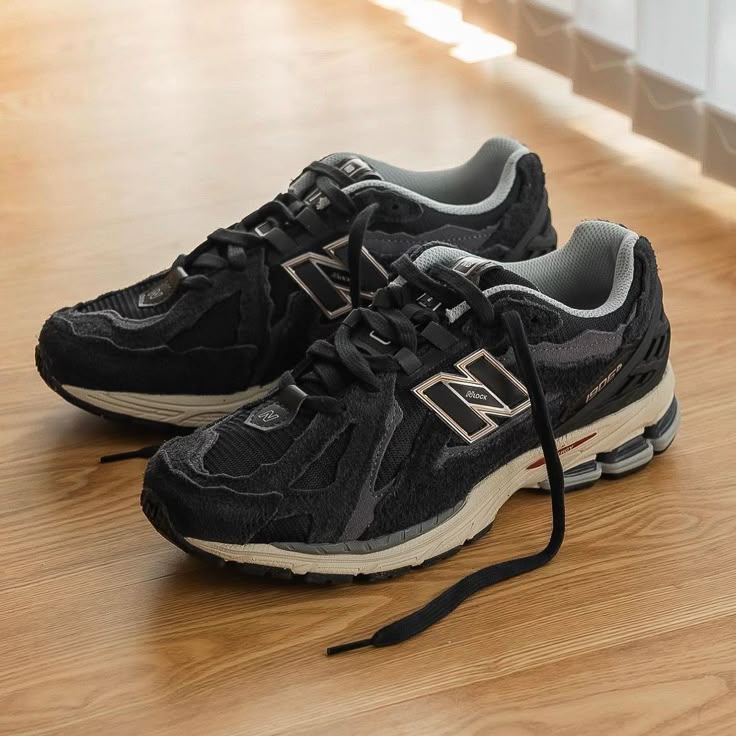 New Balance 1906D Protection Pack Black