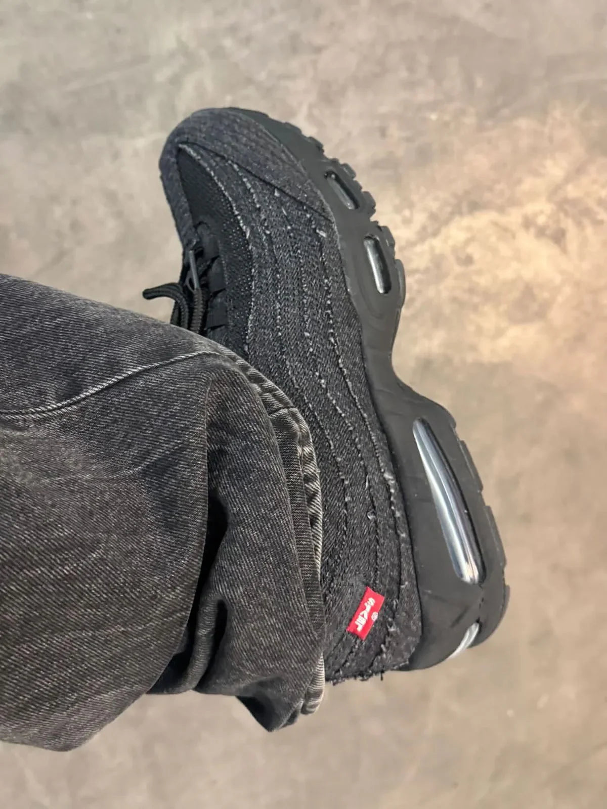 Nike Air Max 95 OG x Levi's Black
