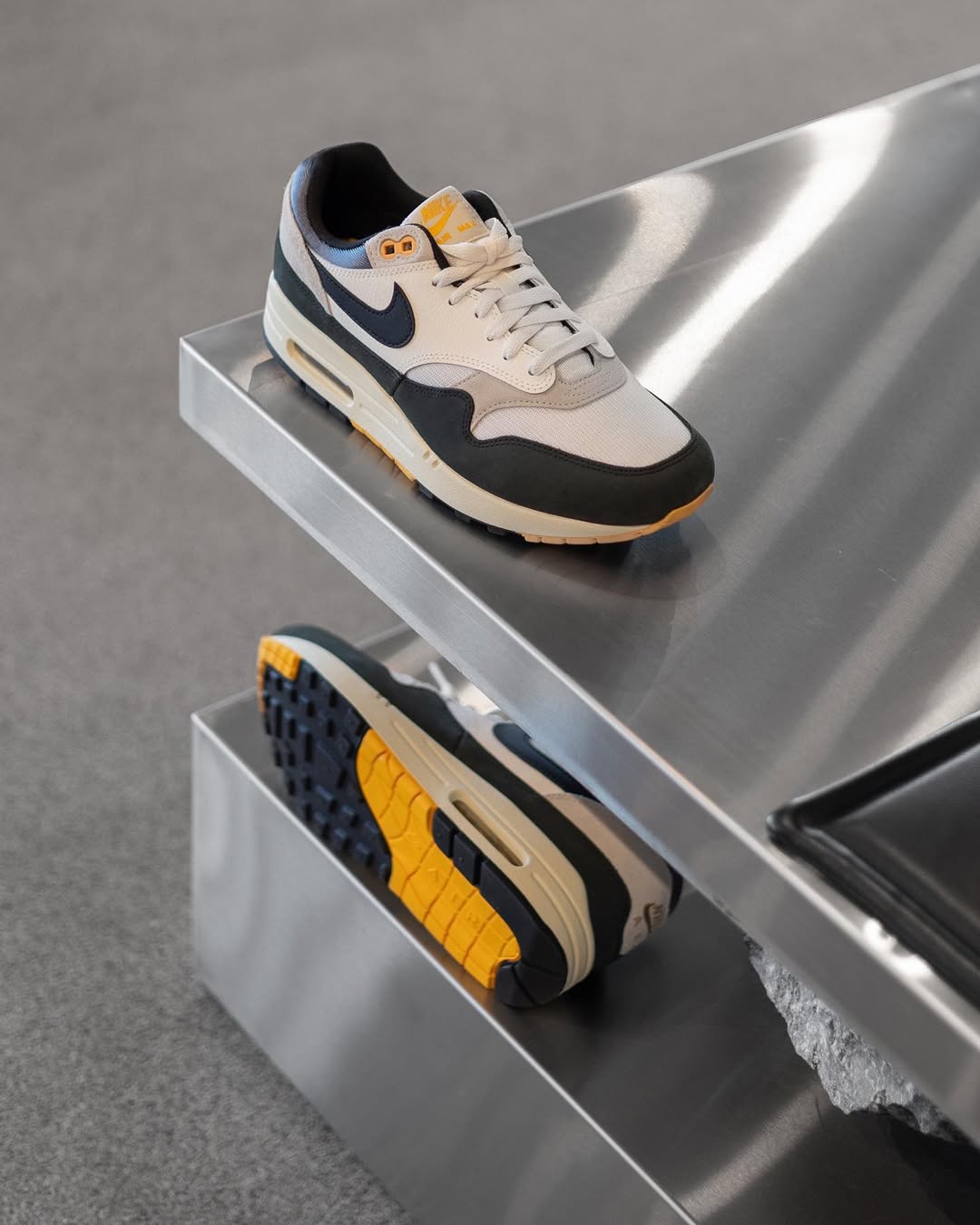 Nike Air Max 1 Athletic Department Light Bone University Gold