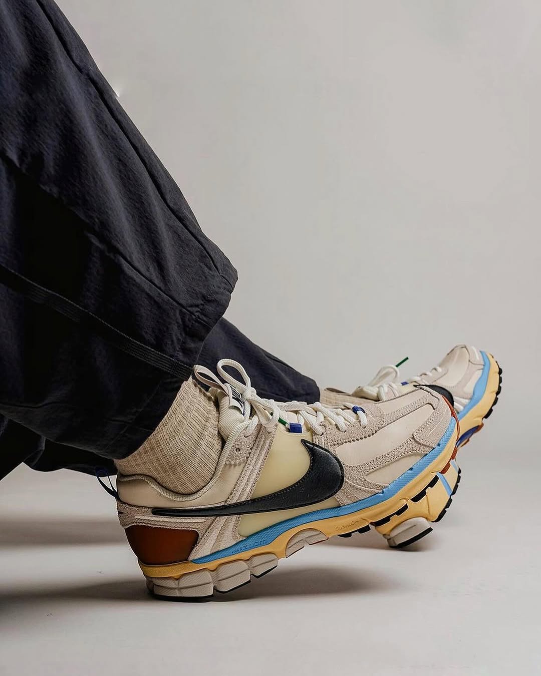 Nike Zoom Vomero 5 Designed by Japan