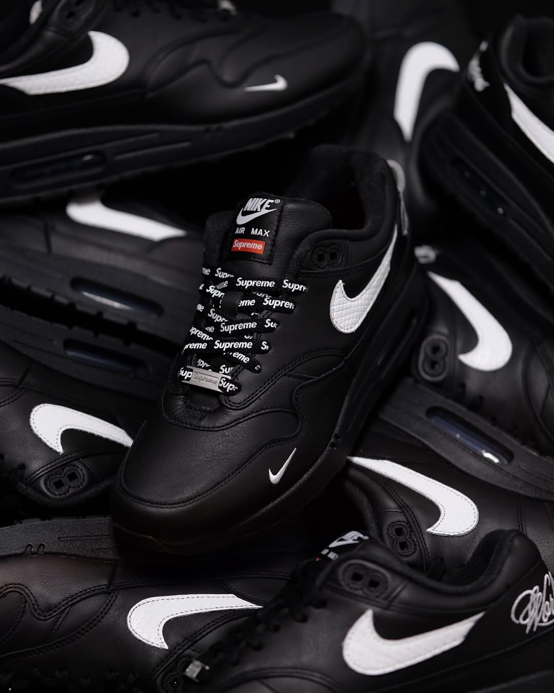 Nike Air Max 1 '87 Supreme Black White