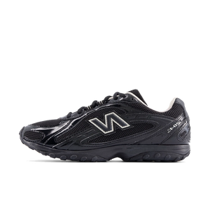 New Balance 204L Black Timberwolf