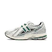 New Balance 1906R Silver Metallic Nightwatch