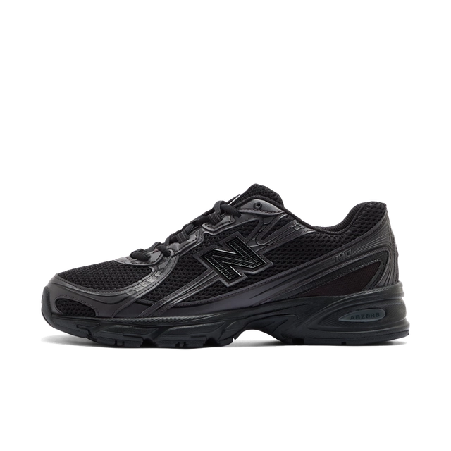 New Balance 740 Triple Black