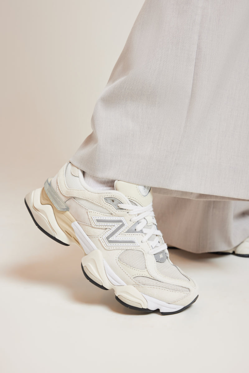 New Balance 9060 Sea Salt Moonbeam