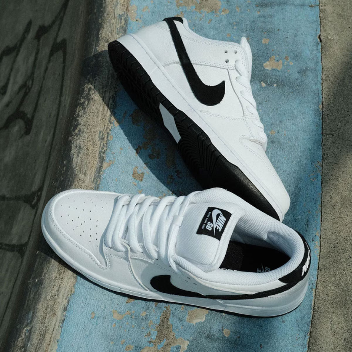 Nike SB Dunk Low White Black