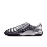 Nike Total 90