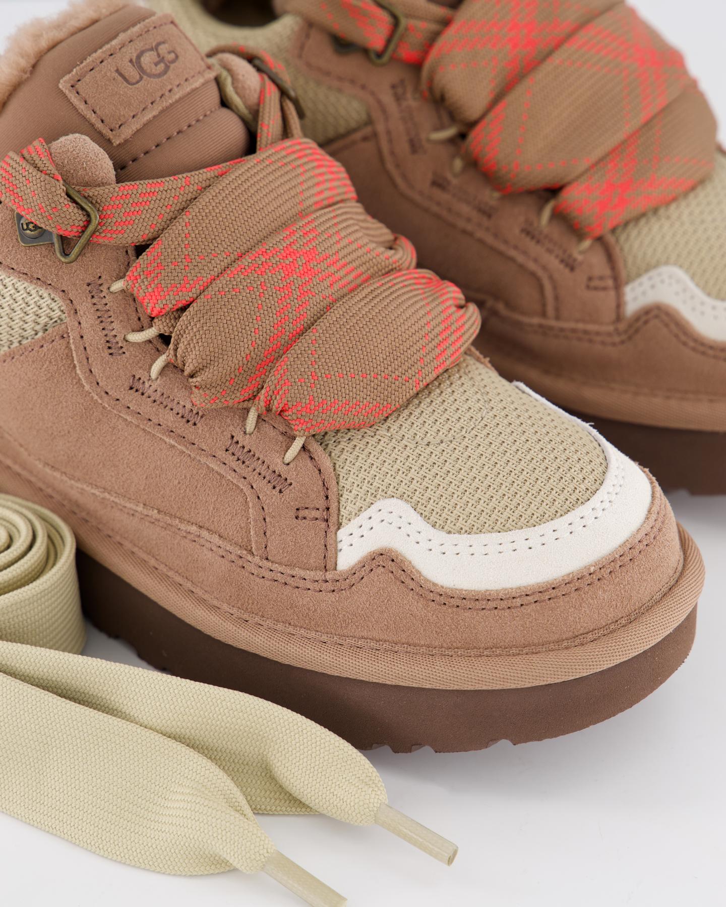 UGG Lowmel Rocky Oak