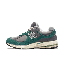 New Balance 2002R New Spruce Magnet