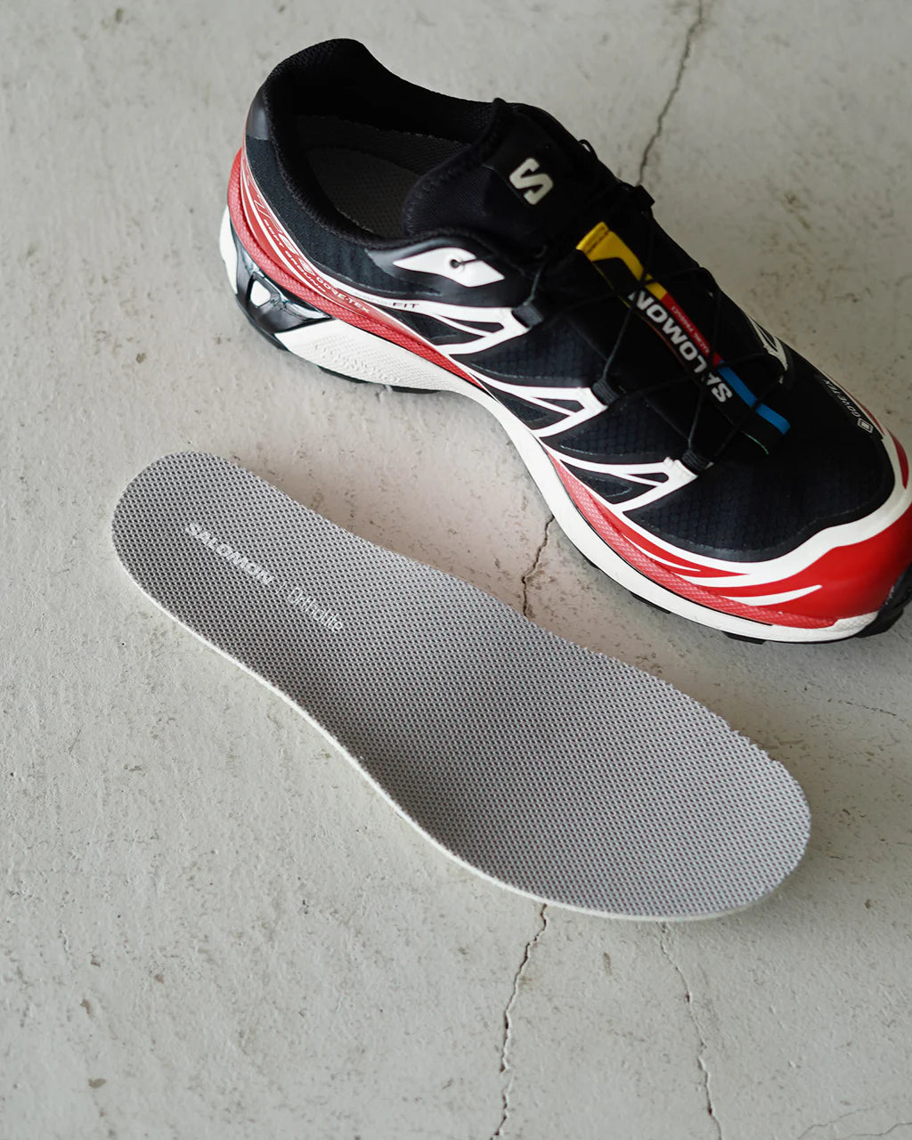 Salomon XT-6 Gore-Tex Black Flame Scarlet